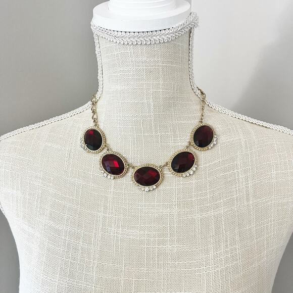 NEW 1928 Vintage Garnet Red Faceted Statement Necklace - Picture 5 of 7